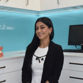 Dr. Shaz Scheiwani